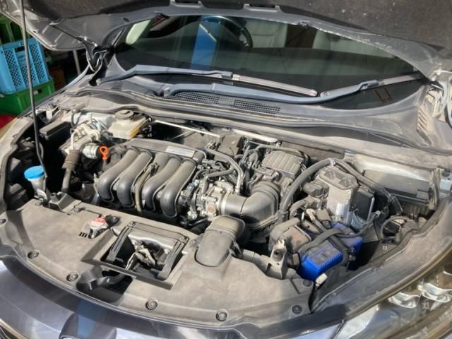 HONDA VEZEL HYBRID 4WD 2014