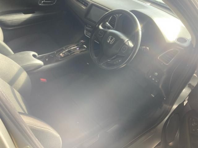 HONDA VEZEL HYBRID 4WD 2014