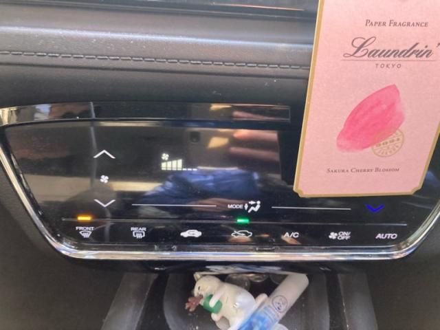 HONDA VEZEL HYBRID 2015