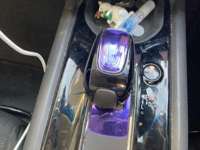 HONDA VEZEL HYBRID 2015