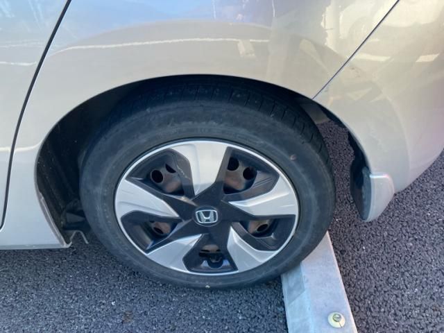 HONDA FIT HYBRID 2015