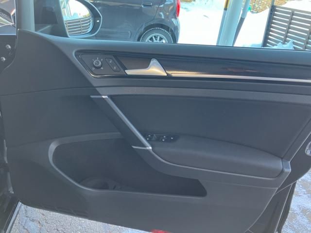 VOLKSWAGEN VOLKSWAGEN GOLF 2017