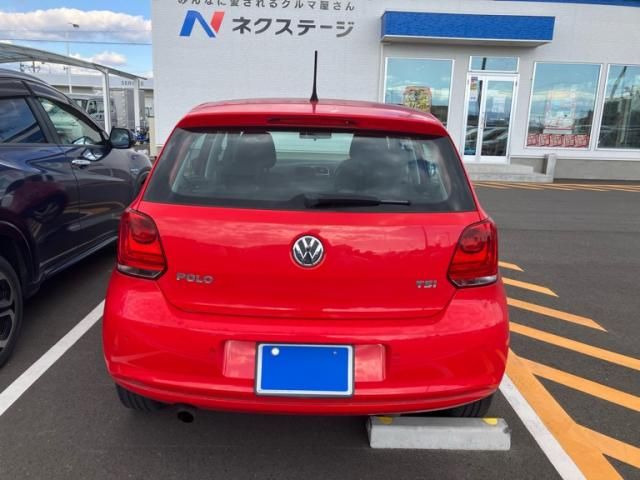 VOLKSWAGEN VOLKSWAGEN POLO 2011