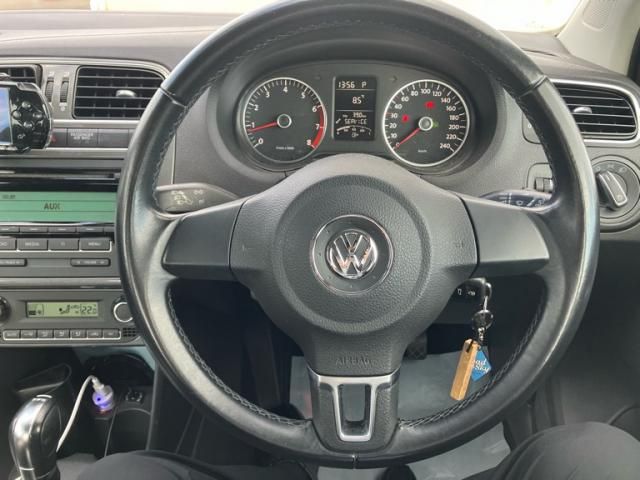 VOLKSWAGEN VOLKSWAGEN POLO 2011