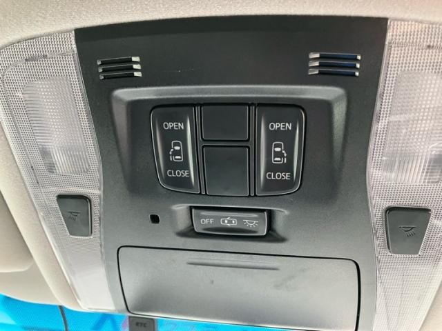 TOYOTA VELLFIRE 2016