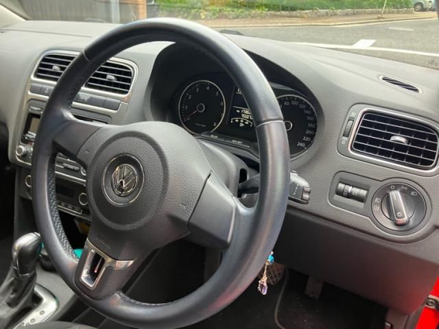 VOLKSWAGEN VOLKSWAGEN POLO 2014
