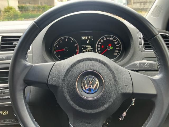 VOLKSWAGEN VOLKSWAGEN POLO 2014