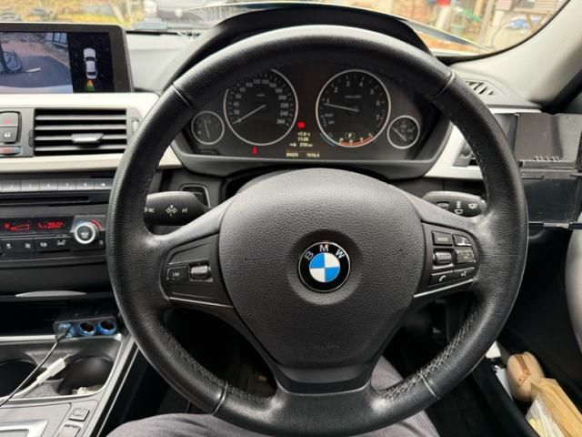 BMW BMW 3series sedan 2013