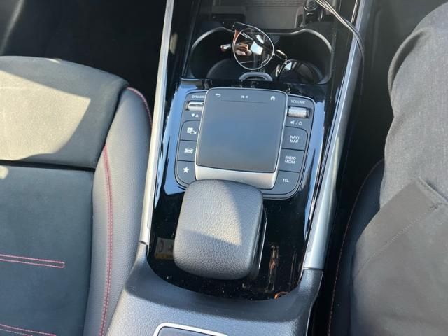 MERCEDES BENZ MERCEDES BENZ GLB 2021