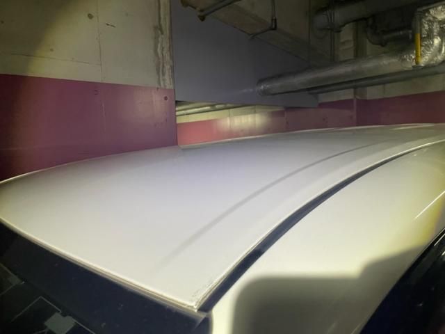 TOYOTA VOXY HYBRID 2014