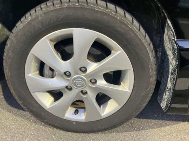 NISSAN SERENA  S-HYBRID 2013