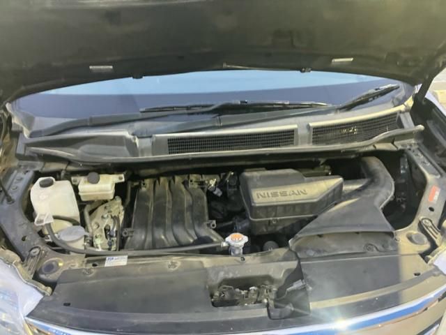 NISSAN SERENA  S-HYBRID 2013