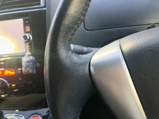 NISSAN SERENA  S-HYBRID 2013