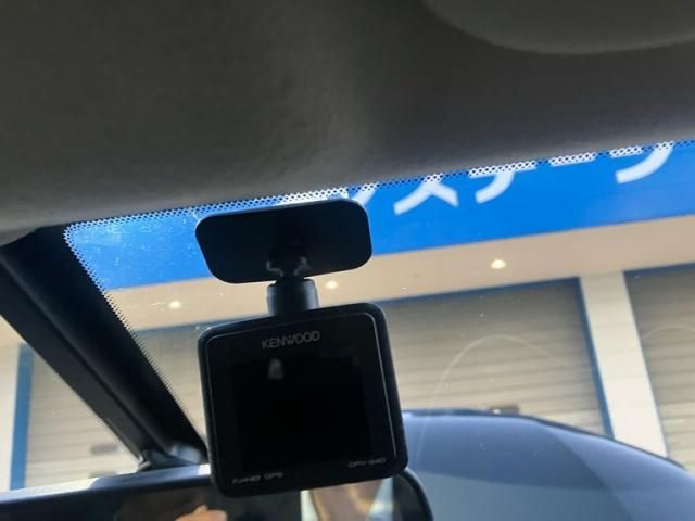 NISSAN SERENA  S-HYBRID 2013