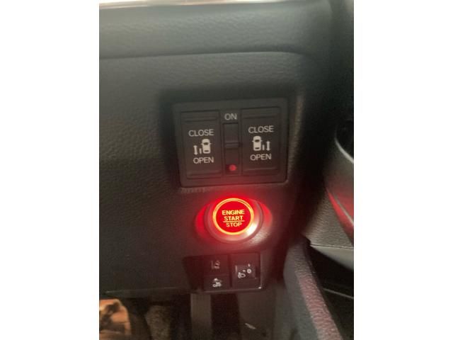 HONDA N BOX CUSTOM 4WD 2023