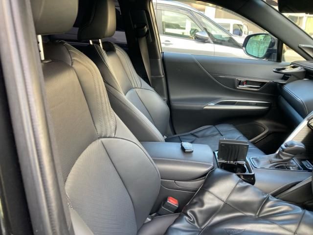 TOYOTA HARRIER 2WD 2025