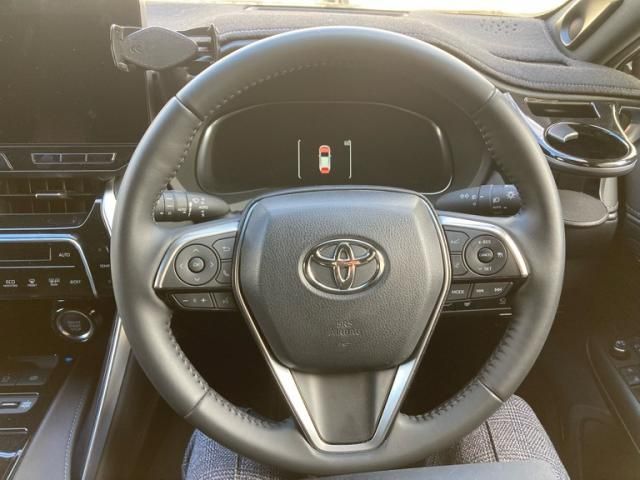 TOYOTA HARRIER 2WD 2025