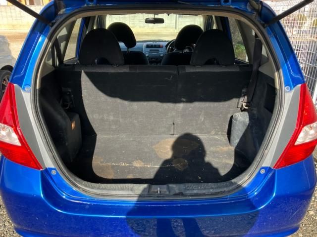 HONDA FIT 4WD 2002