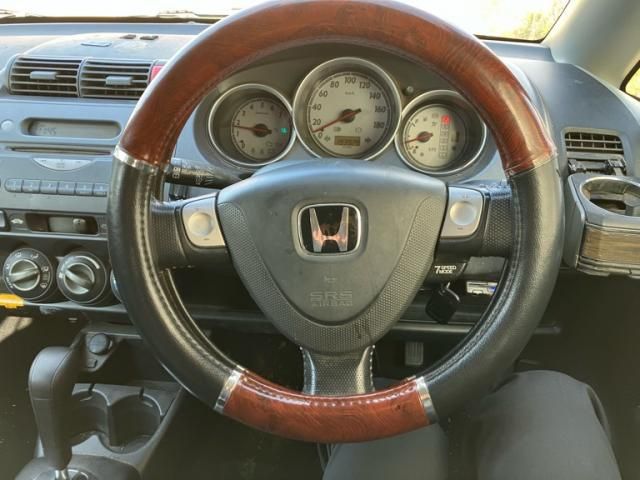 HONDA FIT 4WD 2002