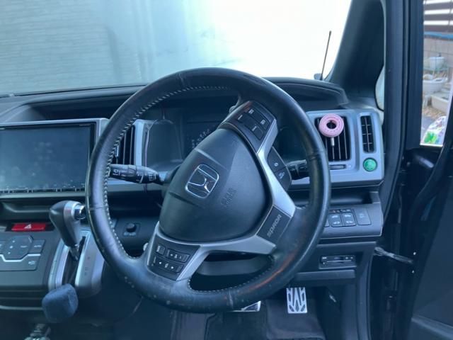 HONDA STEPWAGON SPADA 4WD 2014