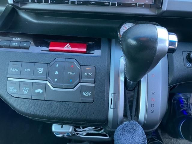 HONDA STEPWAGON SPADA 4WD 2014