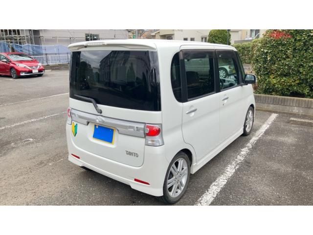 DAIHATSU TANTO CUSTOM 2010