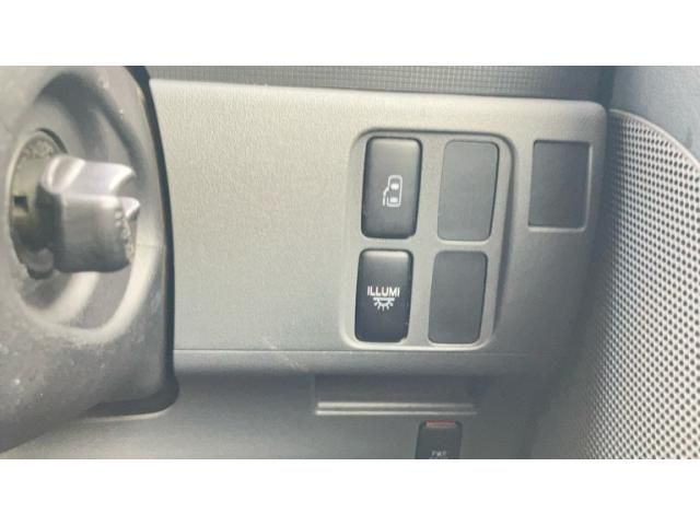 DAIHATSU TANTO CUSTOM 2010