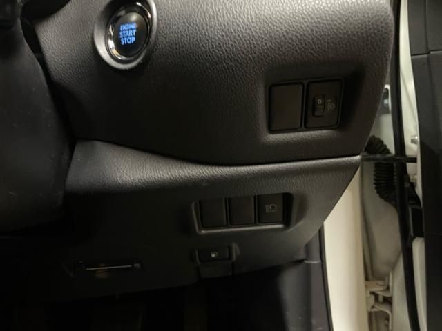 TOYOTA C-HR 4WD 2017