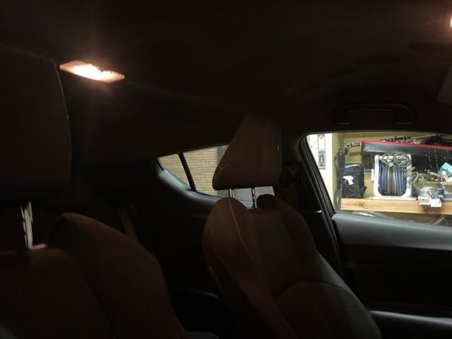 TOYOTA C-HR 4WD 2017