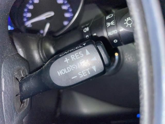 TOYOTA C-HR 4WD 2017