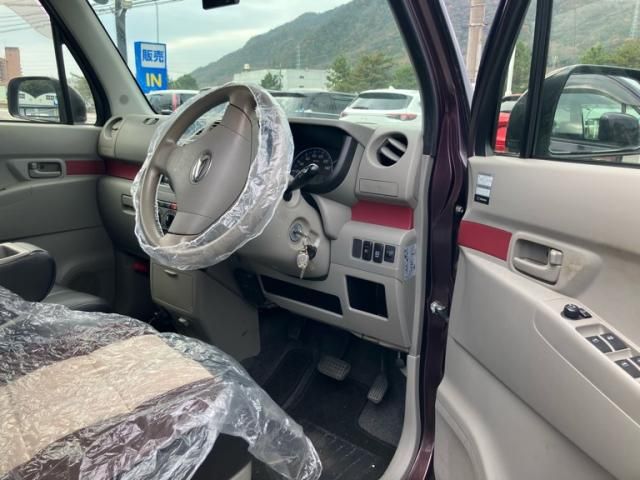 DAIHATSU MOVE CONTE 2013