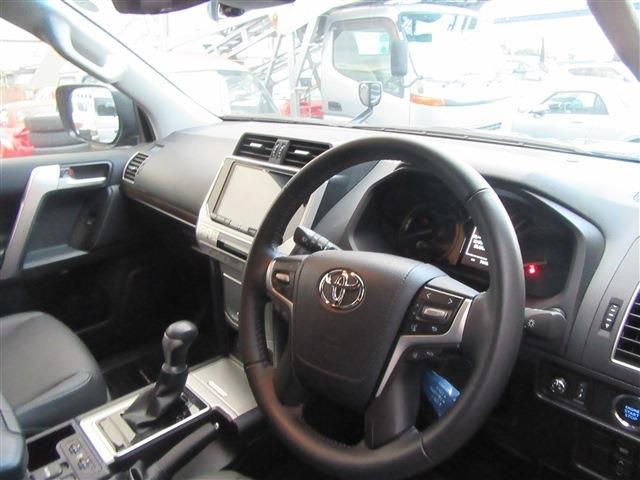 TOYOTA LANDCRUISER PRADO 2023