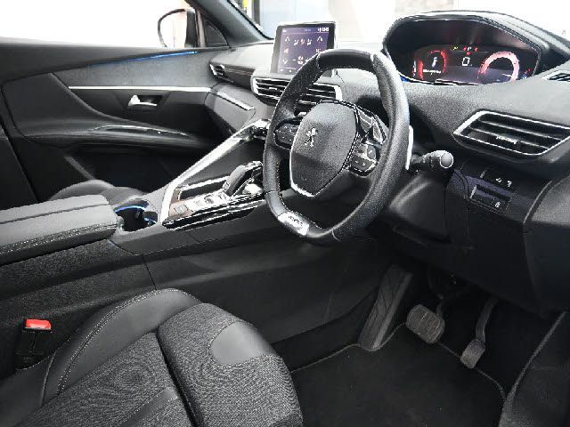 PEUGEOT PEUGEOT 5008 2020