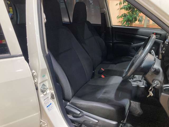 TOYOTA PROBOX van 4WD 2017