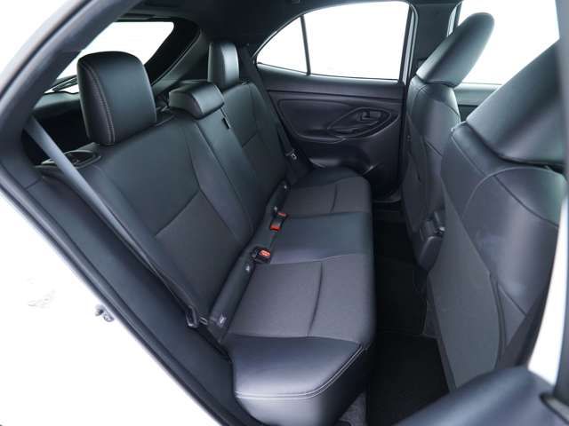 TOYOTA YARIS CROSS 2025