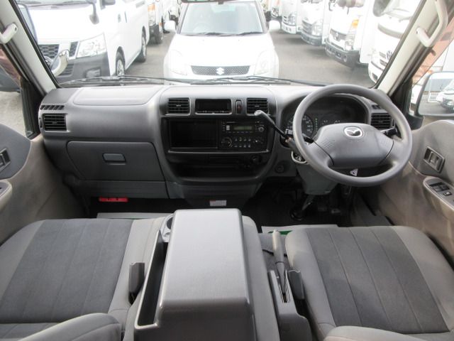 MAZDA BONGO van 2WD 2010