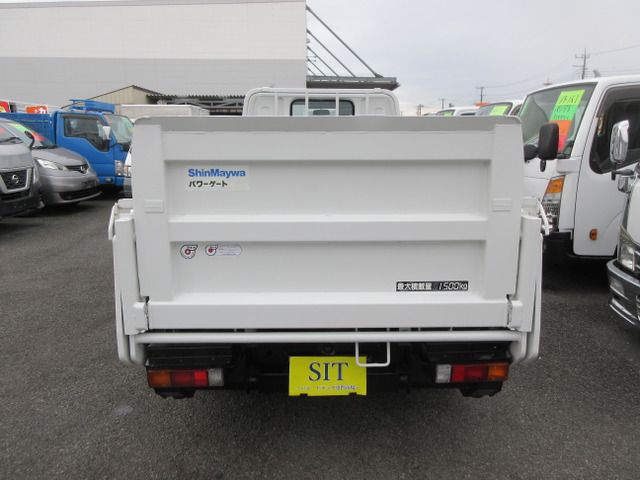 MITSUBISHI CANTER GUTS 2008