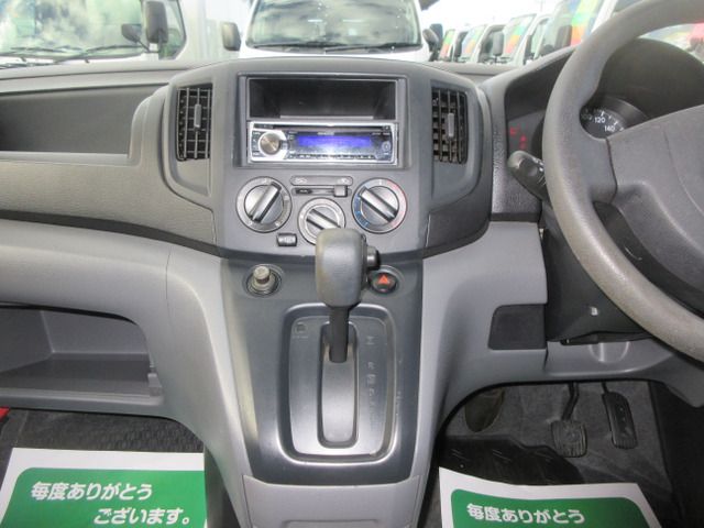 NISSAN NV200 VANETTE van 2012