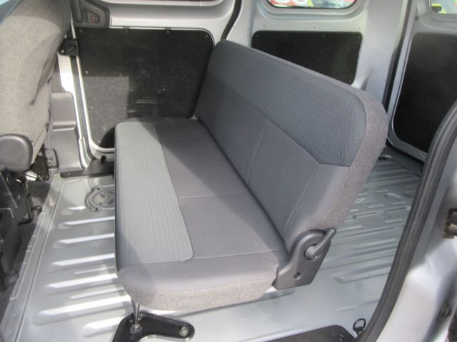 NISSAN NV200 VANETTE van 2012