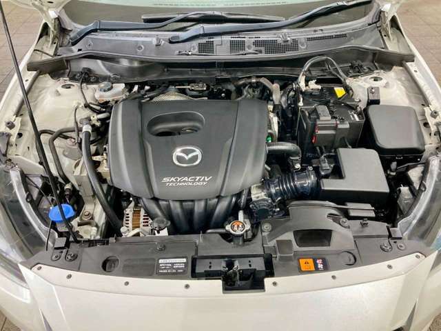 MAZDA DEMIO 4WD 2016