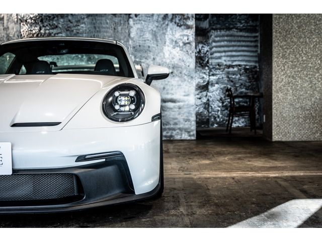 PORSCHE PORSCHE 911 2023