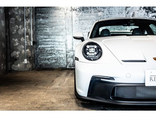 PORSCHE PORSCHE 911 2023