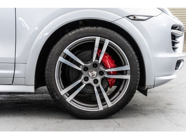 PORSCHE PORSCHE Cayenne 2012