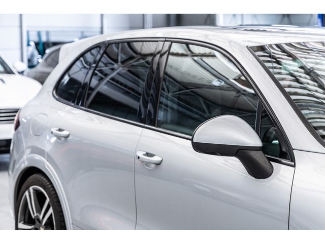 PORSCHE PORSCHE Cayenne 2012