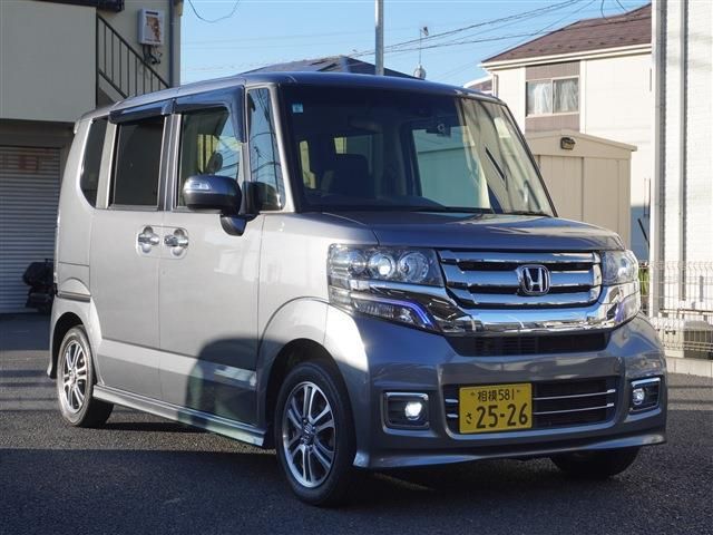 HONDA N BOX CUSTOM 2017