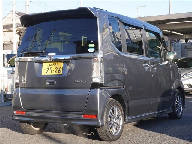 HONDA N BOX CUSTOM 2017