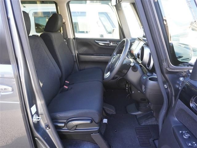 HONDA N BOX CUSTOM 2017