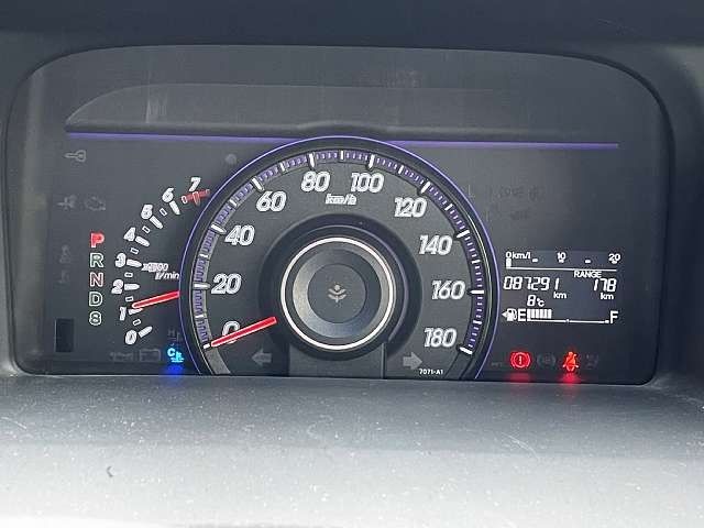 HONDA STEPWAGON SPADA 2011