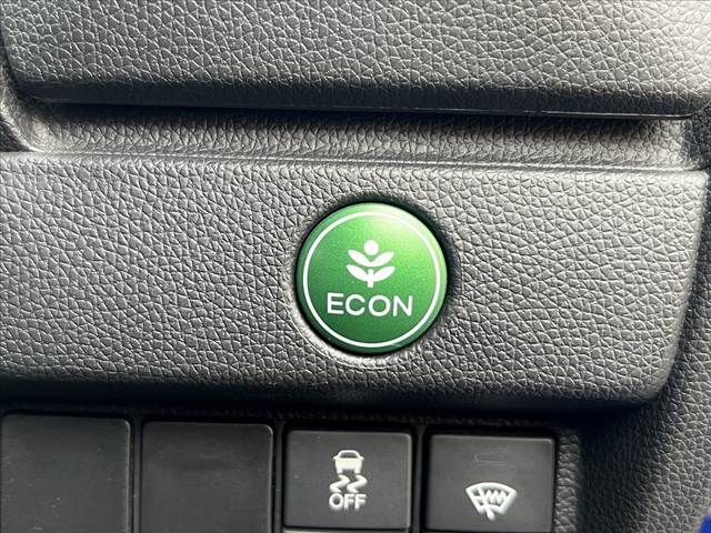 HONDA FIT HYBRID 2015