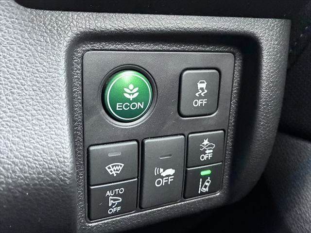 HONDA VEZEL HYBRID 2016